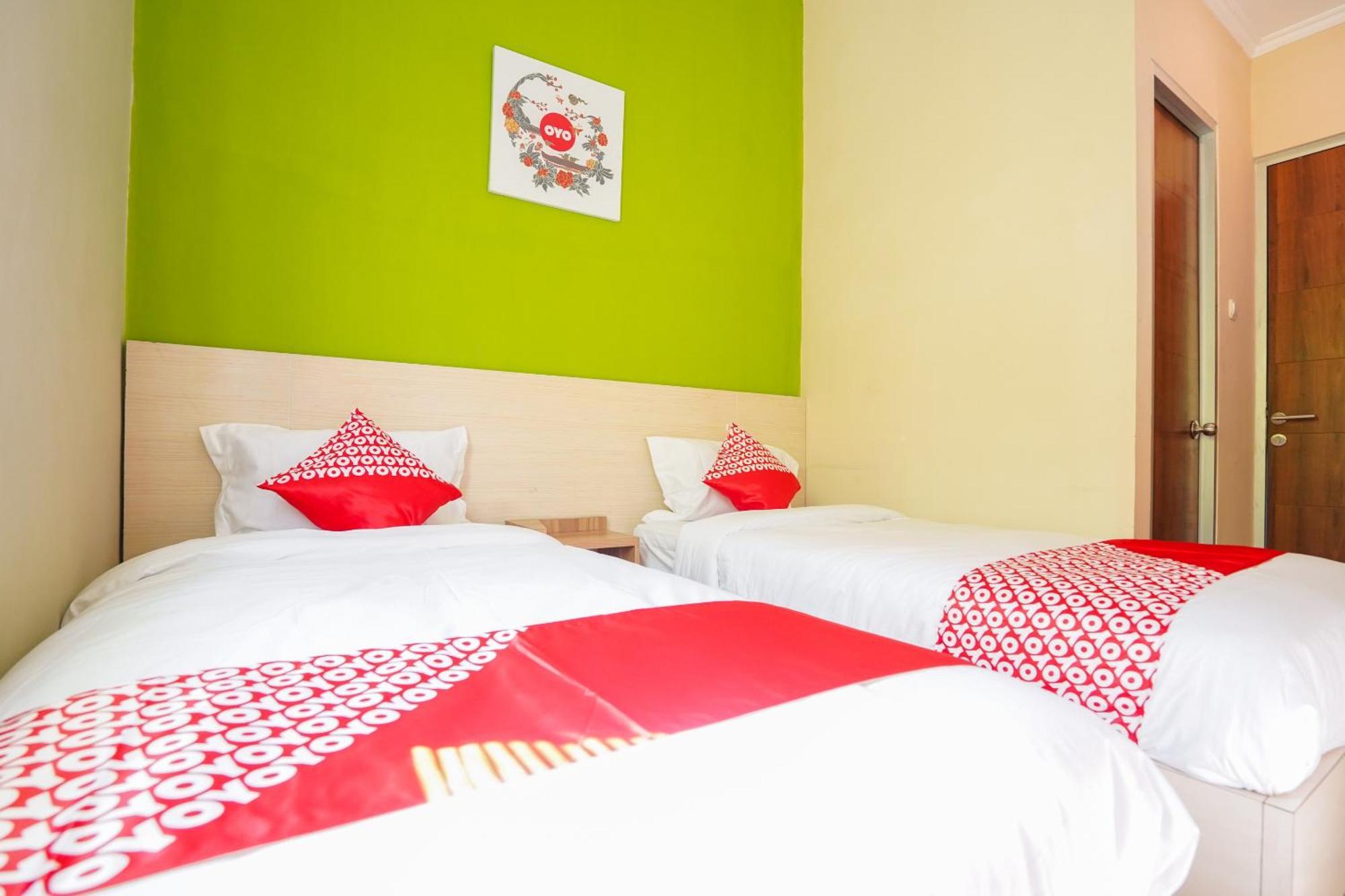Hotel O Surabaya Near Surabaya Town Square Formerly Kupang Gunung Residence Exterior foto